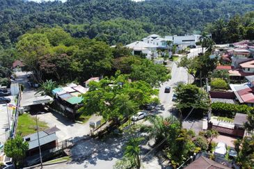 13,745 SF of Road Frontage Commercial Land, Bukit Antarabangsa