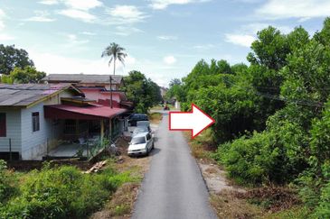  (6,500 KP, Freehold, Tanah Rata)Lot Banglo di Jalan Klinik, Bandar Tanah Merah, Kelantan