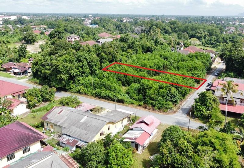  (6,500 KP, Freehold, Tanah Rata)Lot Banglo di Jalan Klinik, Bandar Tanah Merah, Kelantan