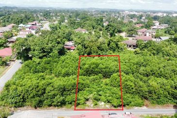  (6,500 KP, Freehold, Tanah Rata)Lot Banglo di Jalan Klinik, Bandar Tanah Merah, Kelantan