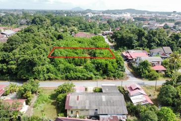  (6,500 KP, Freehold, Tanah Rata)Lot Banglo di Jalan Klinik, Bandar Tanah Merah, Kelantan