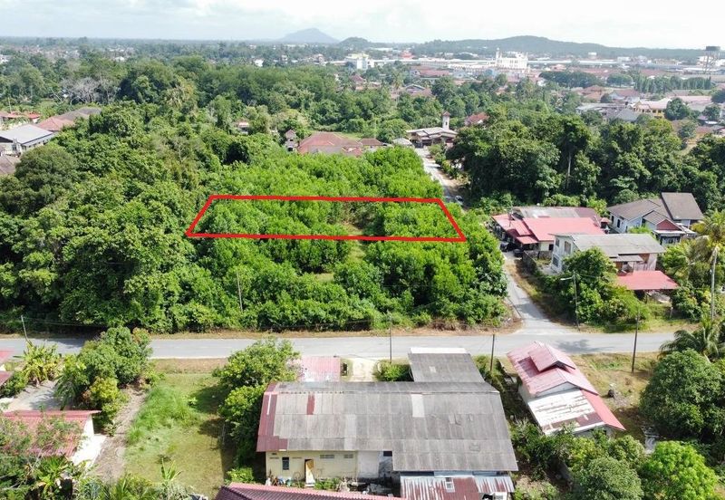  (6,500 KP, Freehold, Tanah Rata)Lot Banglo di Jalan Klinik, Bandar Tanah Merah, Kelantan