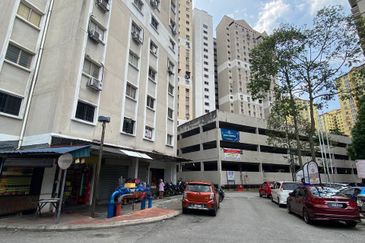 Pangsapuri Bukit Baru