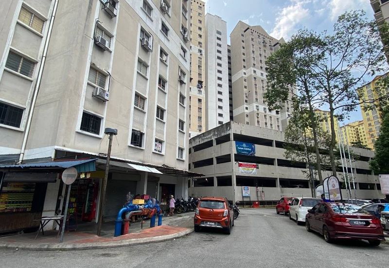 Pangsapuri Bukit Baru