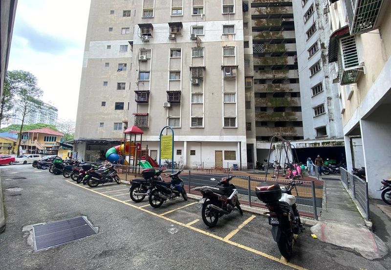 Pangsapuri Bukit Baru