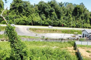 Bandar Baru Salak Tinggi