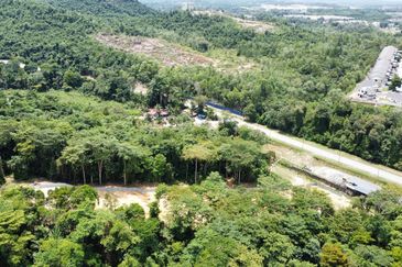 Bandar Baru Salak Tinggi