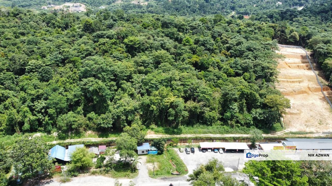 (Freehold, Tepi Jalan Besar) Tanah Pembangunan 3.52 Ekar, Bandar Baru Salak Tinggi, Sepang, Selangor, Sepang