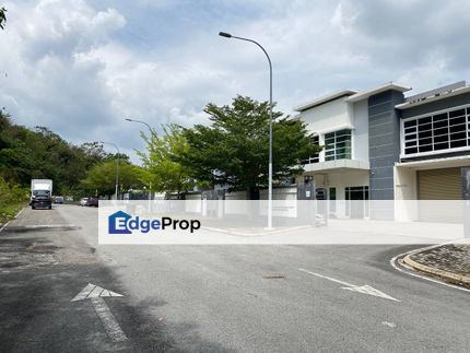  (Freehold, Gated & Guarded)1.5 Sty Semi Detached Factory, Kawasan Perindustrian Hi-Tech 7, Semenyih, Selangor, Semenyih