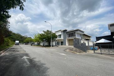 Kawasan Perindustrian Hi Tech 7