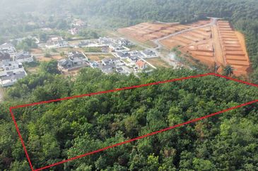 (Zon Kediaman, Dekat Putrajaya) Tanah Pembangunan 6.33 Ekar,Taman Mutiara Putra, Kg Tengah Sungai Merab, Kajang