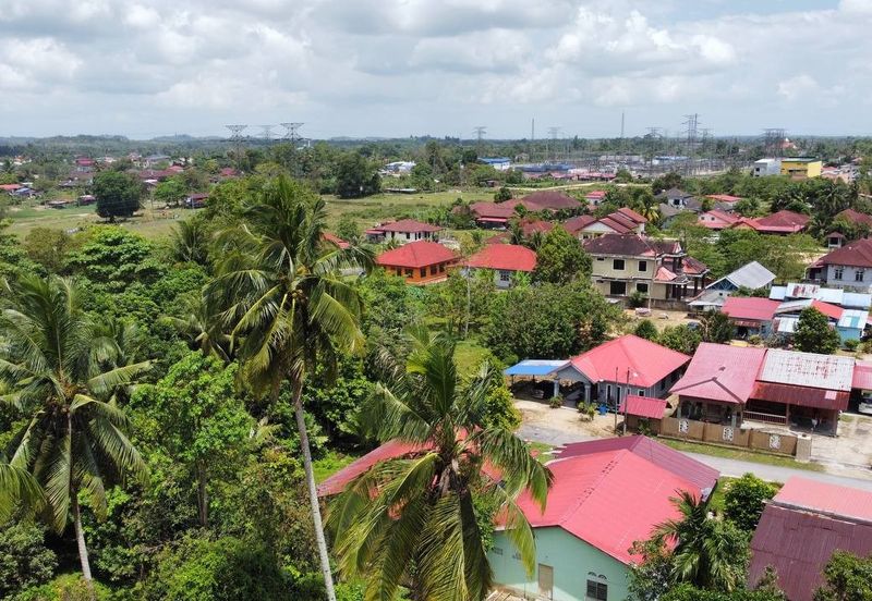 (Corner Lot, Blkg Pasaraya Pantai Timur )Lot Banglo, Jln Hj Ibrahim, Kg Bechah Peleting, Tanah Merah