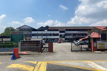 Seksyen 4, Shah Alam