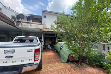 Seksyen 4, Shah Alam