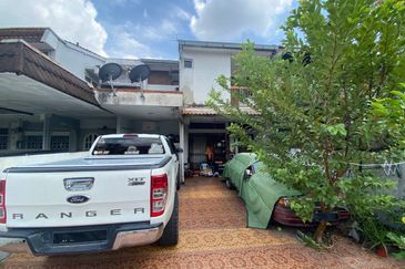 Seksyen 4, Shah Alam