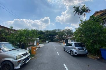 Seksyen 4, Shah Alam