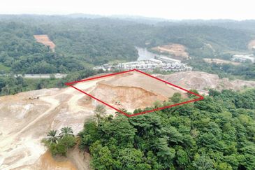 Jalan Bukit Cherakah