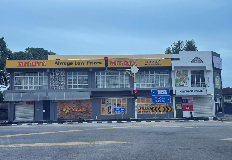  (Good Rental Yield, High Traffic) En Bloc 2 Storey Shoplot,Telipot Kota Bharu, Kelantan