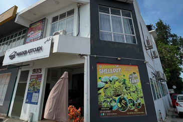  (Good Rental Yield, High Traffic) En Bloc 2 Storey Shoplot,Telipot Kota Bharu, Kelantan