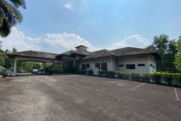  3.15 Acres of Prime Commercial Land in Bukit Antarabangsa, Ulu Klang