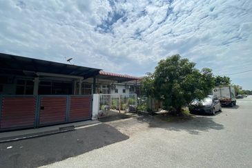 Jalan SP 7 @ Bandar Saujana Putra