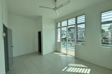 Jalan SP 10 @ Bandar Saujana Putra