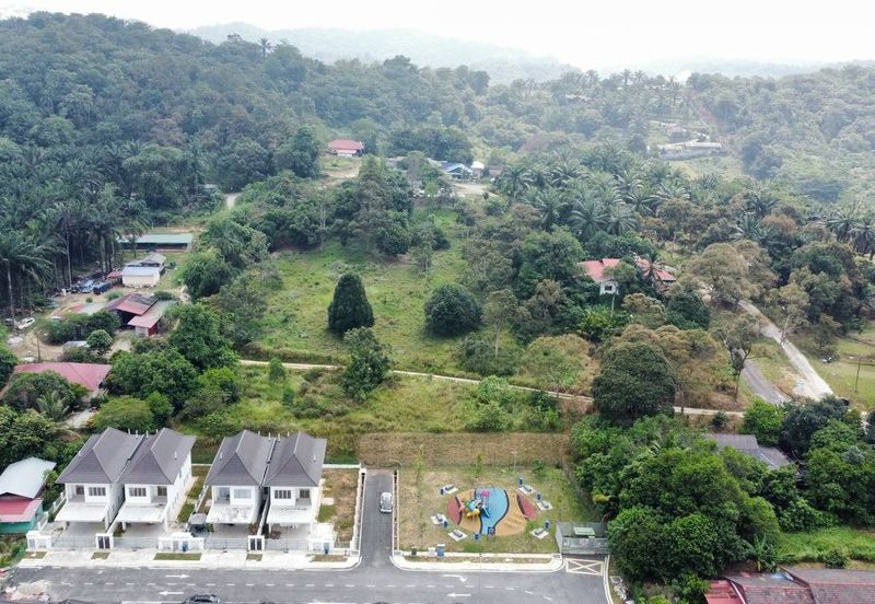 Bukit Cherakah