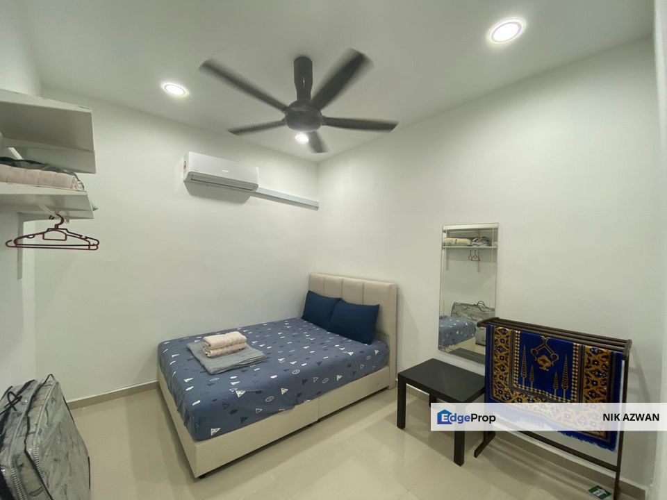 (1550 Sq Ft, Renovated, Not Facing Other Home) Teres Setingkat, Taman Serdang Jaya, Seri Kembangan, Selangor, Seri Kembangan