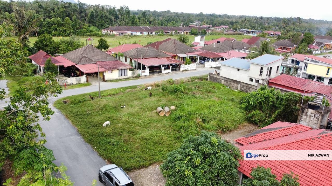  (4,456 KP, 5km ke Pusat Bandar) Lot Banglo, Taman SL Chat Harimau, Tanah Merah, Kelantan, Kelantan, Tanah Merah