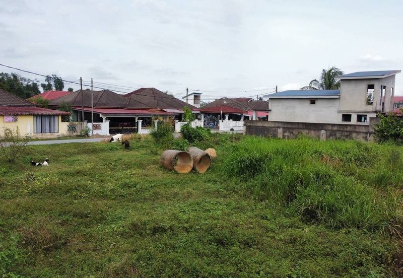  (4,456 KP, 5km ke Pusat Bandar) Lot Banglo, Taman SL Chat Harimau, Tanah Merah, Kelantan