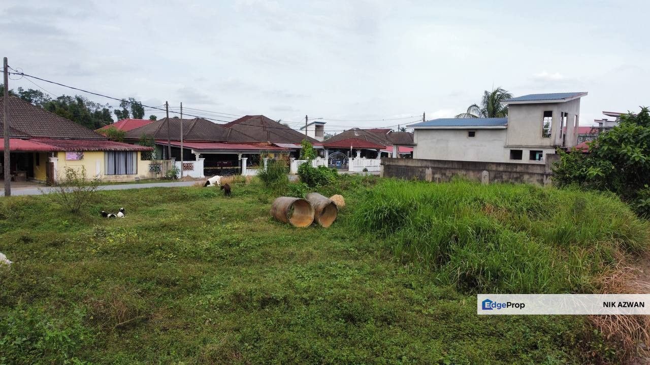  (4,456 KP, 5km ke Pusat Bandar) Lot Banglo, Taman SL Chat Harimau, Tanah Merah, Kelantan, Kelantan, Tanah Merah