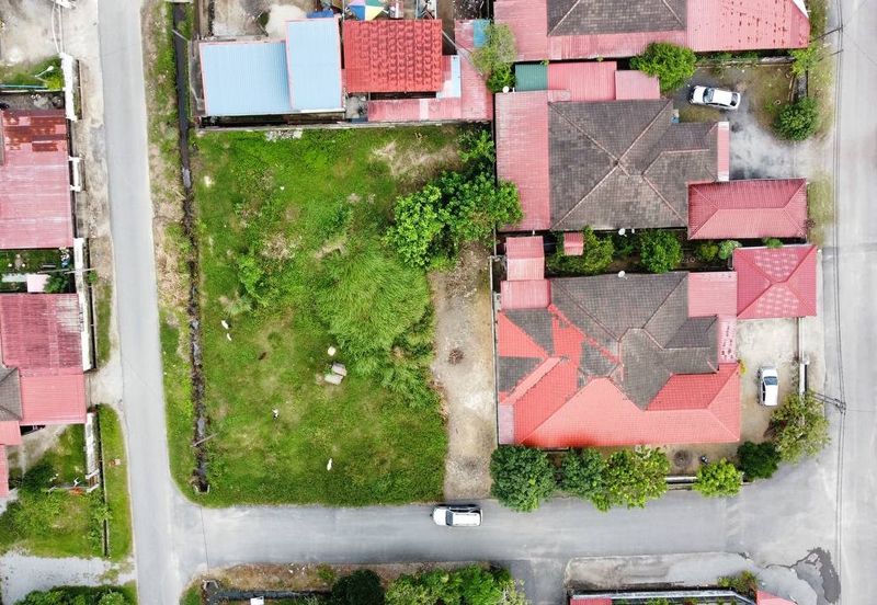  (4,456 KP, 5km ke Pusat Bandar) Lot Banglo, Taman SL Chat Harimau, Tanah Merah, Kelantan