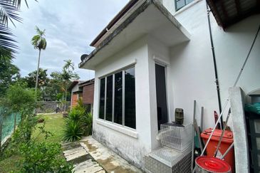  3,003 SF of 2 Storey Semi Detached, B'Sedara Residences, Jalan Cecawi, Seksyen 6, Kota Damansara