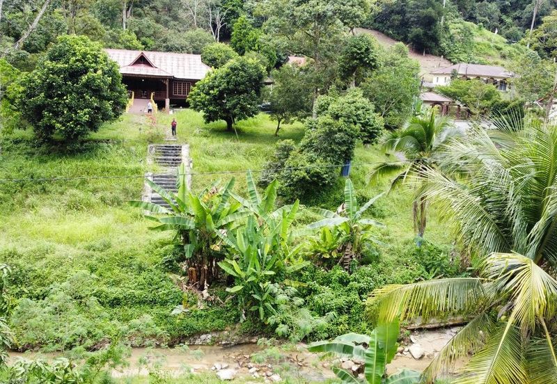  (Ada Anak Sungai, Akses Cantik) Tnh Pembangunan 7.9 Ekar, Jln Felcra Semungkis, Batu 14, Hulu Langat