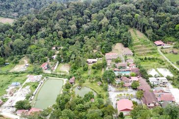  (Ada Anak Sungai, Akses Cantik) Tnh Pembangunan 7.9 Ekar, Jln Felcra Semungkis, Batu 14, Hulu Langat