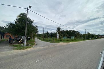  (Freehold, Berbukit)Tanah Pertanian 5.22 Ekar di Kg Peradong, Kuala Klawang, Jelebu, Negeri Sembilan