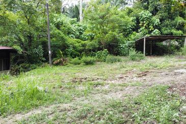 (Tepi Jalan, Freehold, Next To Elmina Industrial Park) Tanah Pembangunan 1.125 Ekar, Kampung Merbau Sempak, Sg Buloh