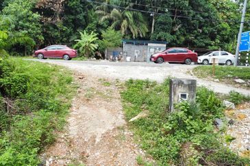 (Tepi Jalan, Freehold, Next To Elmina Industrial Park) Tanah Pembangunan 1.125 Ekar, Kampung Merbau Sempak, Sg Buloh