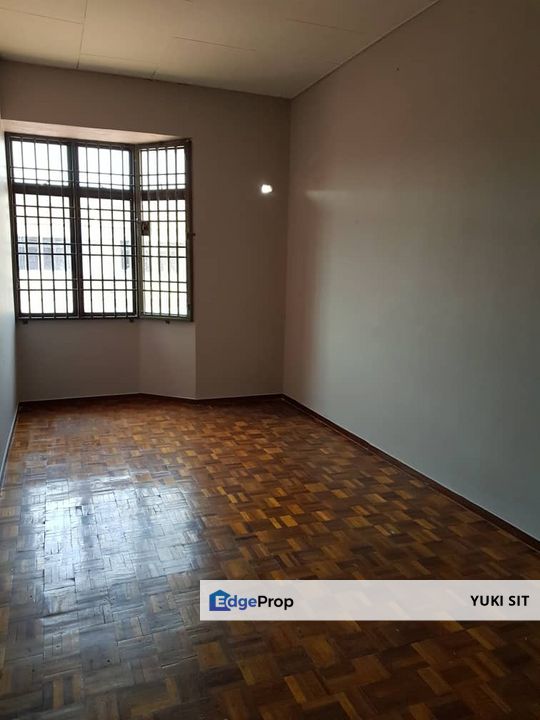 Ipoh Taman Kledang Emas Double Storey House For Sale 100% Loan, Perak, Ipoh