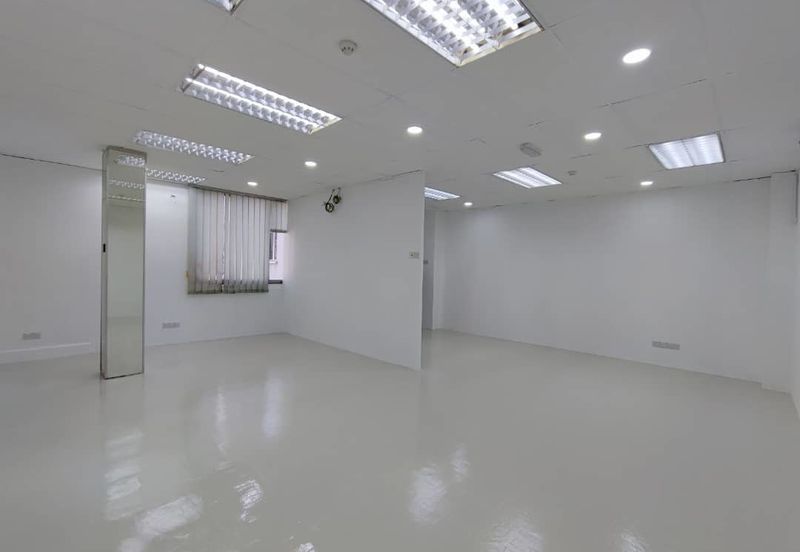 Walking Distance To Masjid Jamid LRT KL