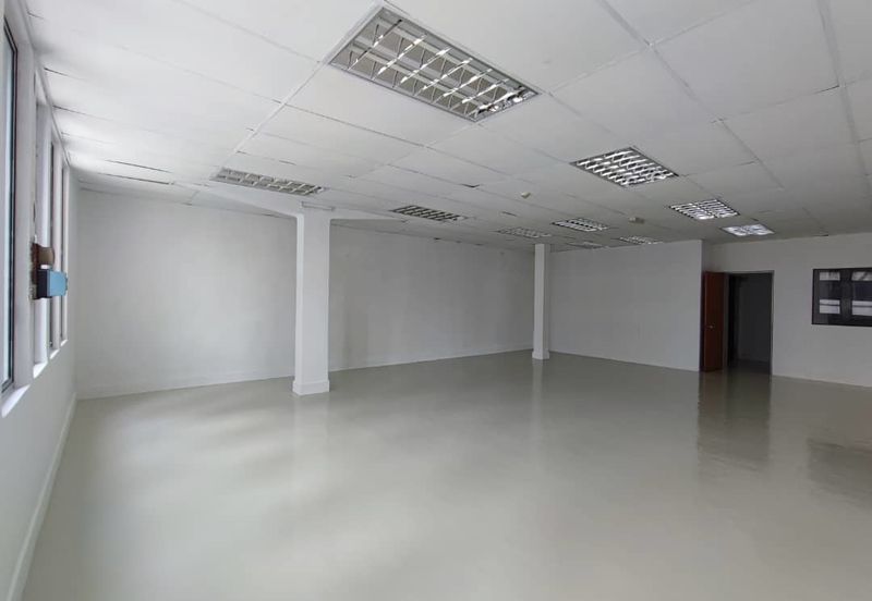 Walking Distance To Masjid Jamid LRT KL