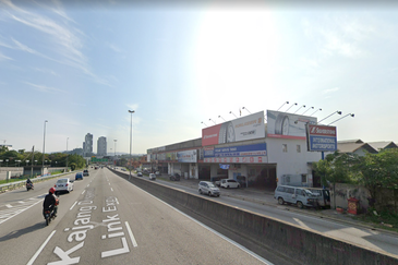 Belakong 1.12 acres Factory for sale, TNB supply 600 amps