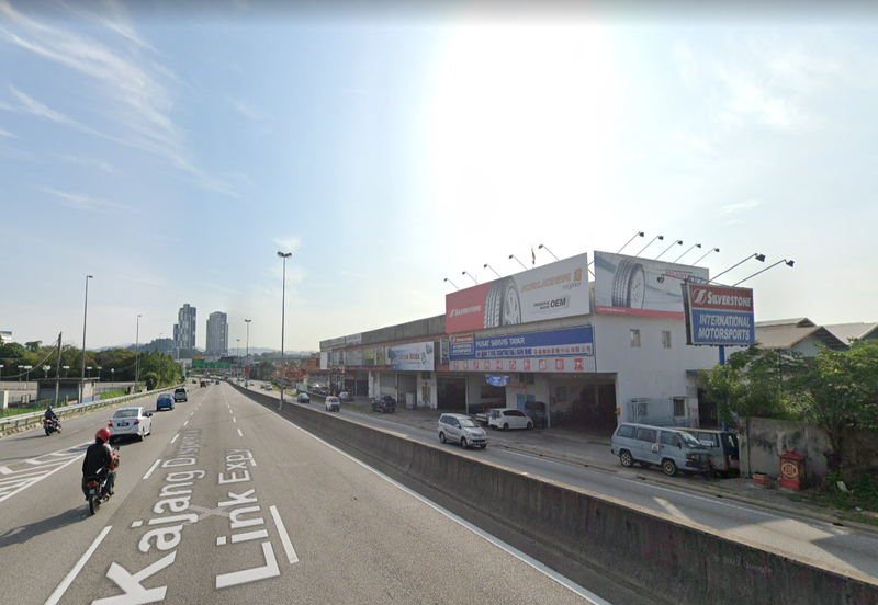 Belakong 1.12 acres Factory for sale, TNB supply 600 amps