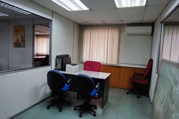 Belakong 1.12 acres Factory for sale, TNB supply 600 amps