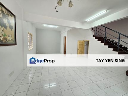 Puchong Utama End Lot , 2 Storey Terraced House for Sale, Selangor, Puchong