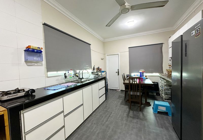 Seksyen 6 @ Bandar Bukit Mahkota