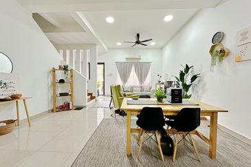 Pentas 6 @ Alam Impian