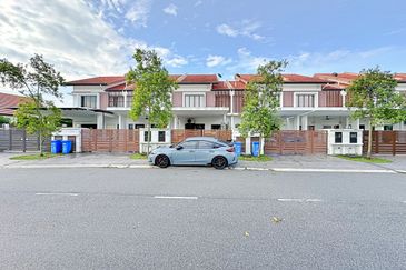 Pentas 6 @ Alam Impian