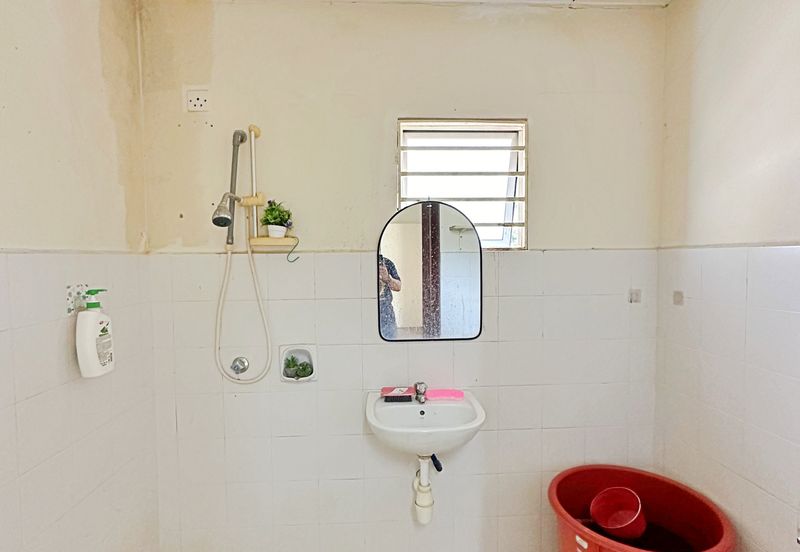 Seksyen 6 @ Bandar Bukit Mahkota