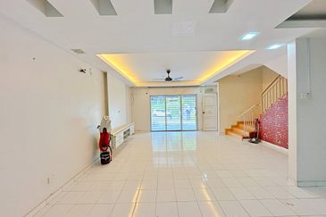 Seksyen 6 @ Bandar Bukit Mahkota